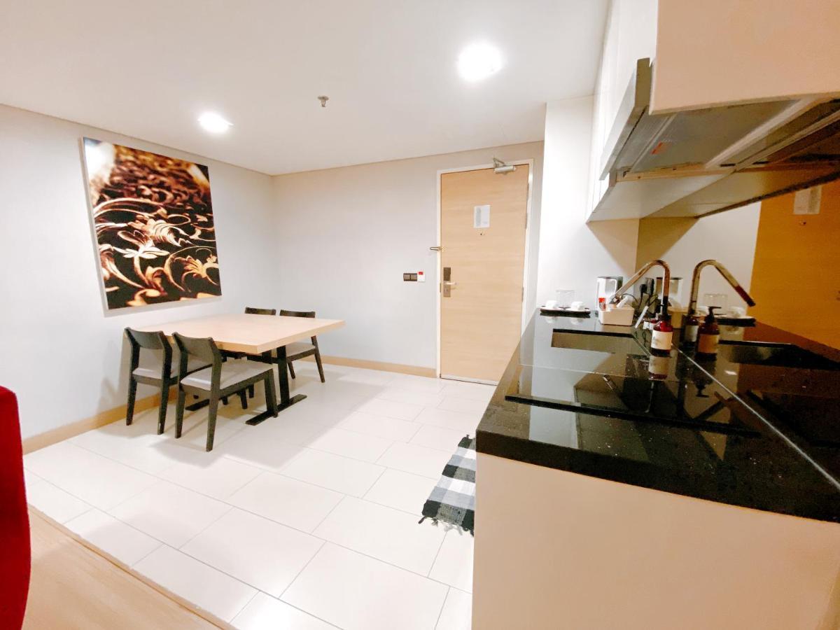 Straits Suite By C Homestay 말라카 외부 사진