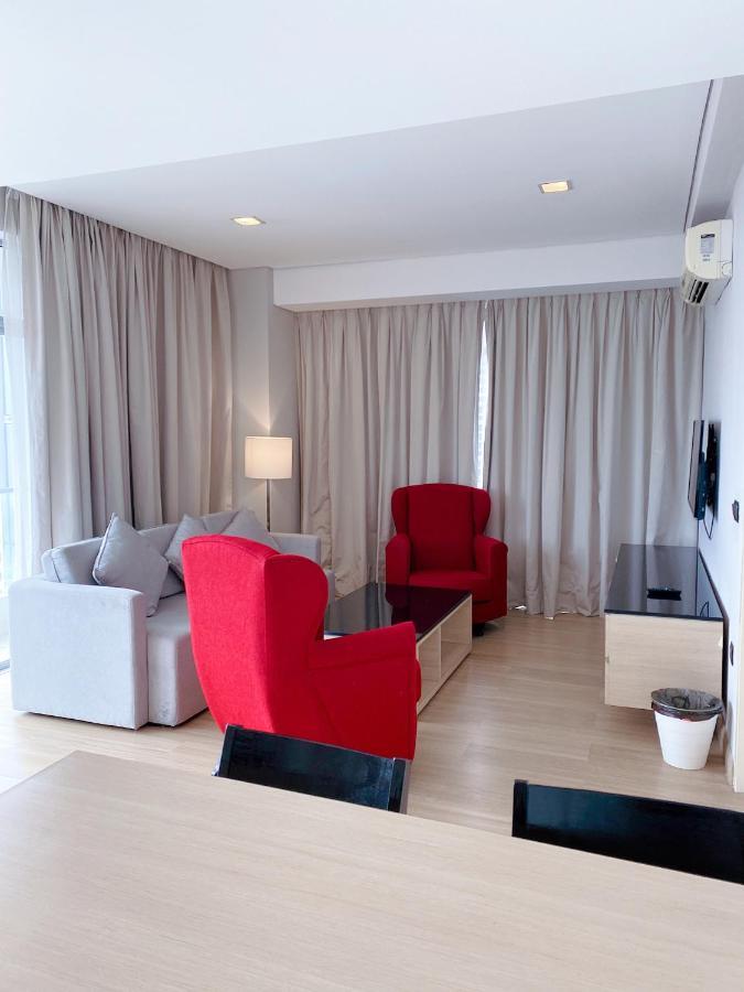 Straits Suite By C Homestay 말라카 외부 사진