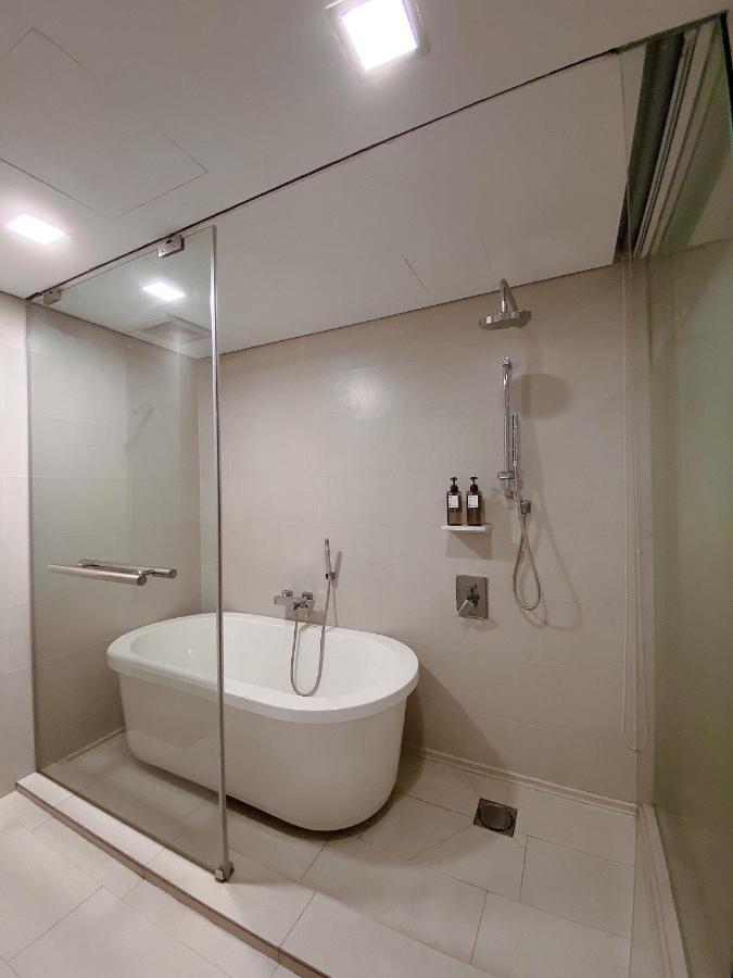 Straits Suite By C Homestay 말라카 외부 사진